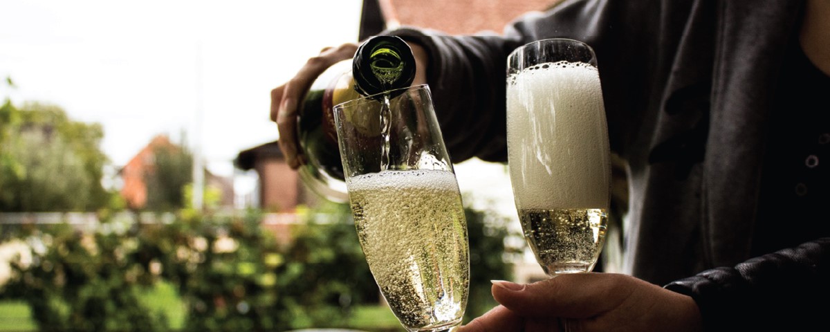 What to Consider When Tasting the Italian Sparkling Wine Prosecco?