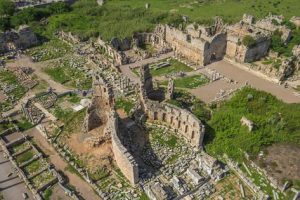 Perge Antik Kenti