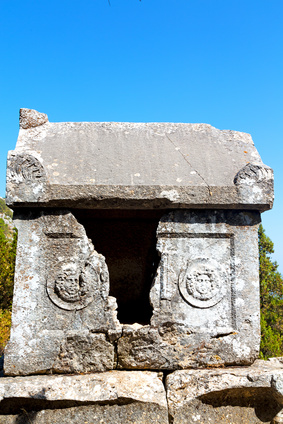 Mezar Kalıntıları-Termessos Antik Kenti Mezar Kalıntıları-Termessos Antik Kenti