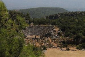 Pinara Antik Kenti Amfi Tiyatrosu.