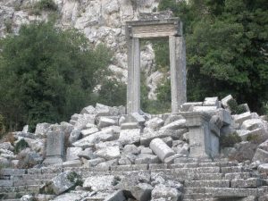 Termessos Antik Tiyatrosu