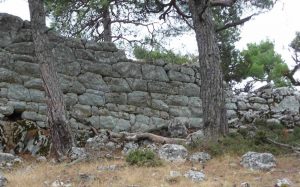 Taş işçiliği muhteşem.