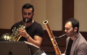 Anadolu Nefesli Beşlisi tüm zamanlarını yeni yapacakları projeye adamış , hedefinden şaşmayan bir ekip ruhuyla yol alan bir grup.