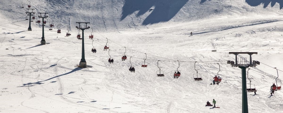 Kış Mevsiminin Vazgeçilmezi: Saklıkent Kayak Merkezi