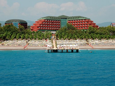 Alanya'da Sahili Olan Otel Tercih Etmenin 5 Avantajı