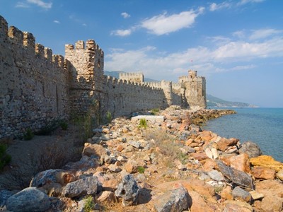 Sultan Alaaddin Keykubat 1221 Tarihinde “Alanya” Adını Verdiği Kalonoros’dan Sonra “Alara Kalesi’ni de Fethetti (5. Bölüm)